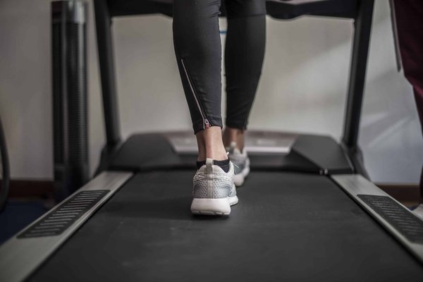 Les tapis de motricité pour bébé : types populaires et conseils d'utilisations !