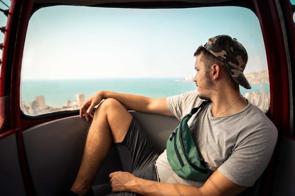 Quels sont les avantages du sac banane léopard ?