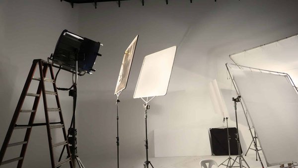 Optez pour une location de studio photo et vidéo pour vos projets multimédias